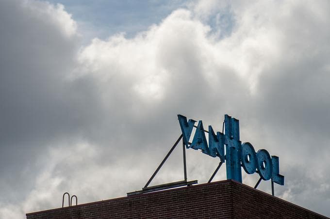Nederlander koopt gronden Van Hool in Koningshooikt: ‘Snap niet dat Vlaamse overheid niet meer bood’
