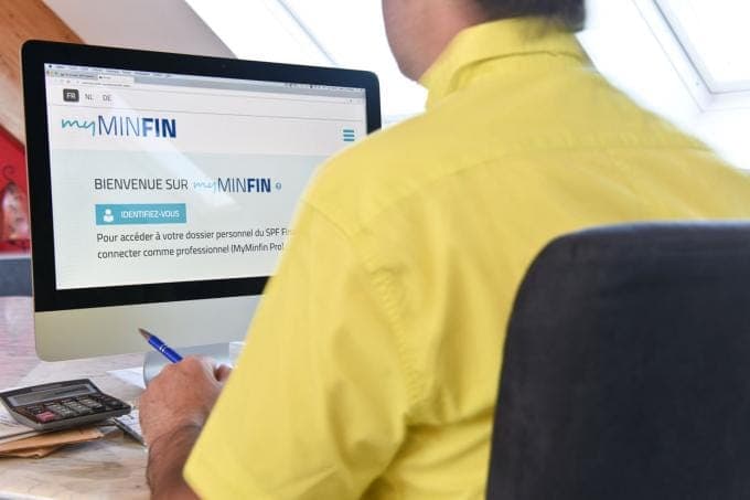 Bijna 300.000 Belgen vullen aangifte van de personenbelasting niet in