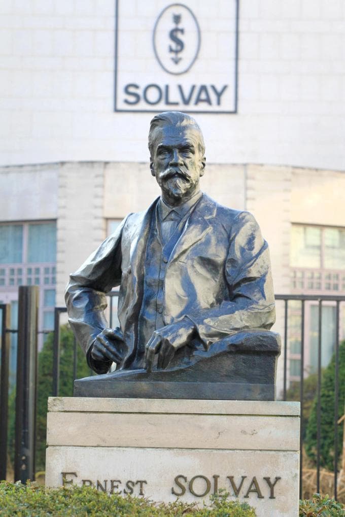 Stille fortuinen – De macht van de gouden driehoek: de families achter Solvay en Syensqo
