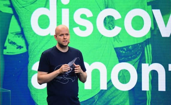 Spotify keldert op beurs na zwakke winstverwachting en tragere groei premiumklanten