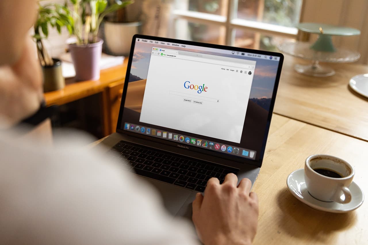 Google onderzoekt advertenties in Gemini-app