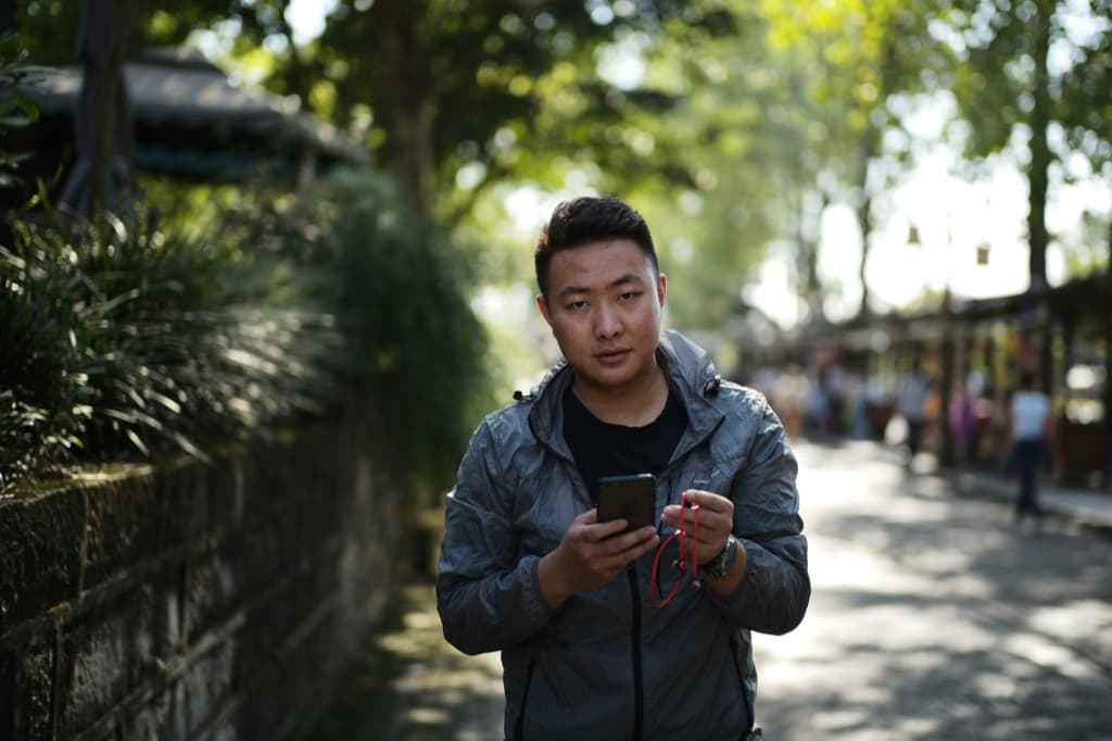 Chinese telecomaanbieders breiden uit met AI-bundels